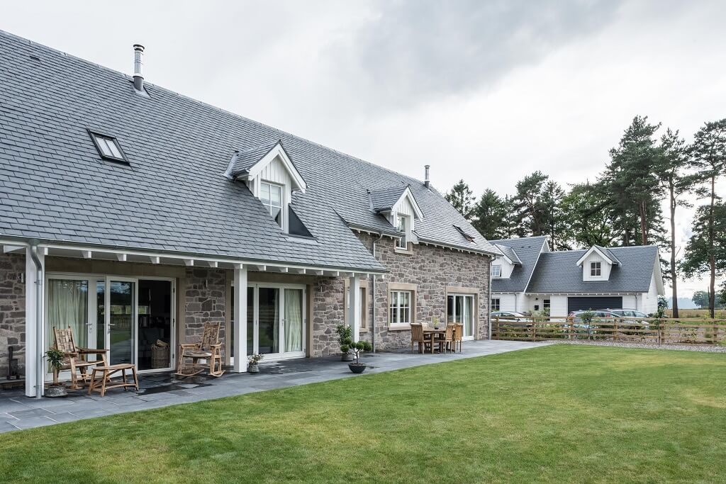 Henris Roofing Company Images
